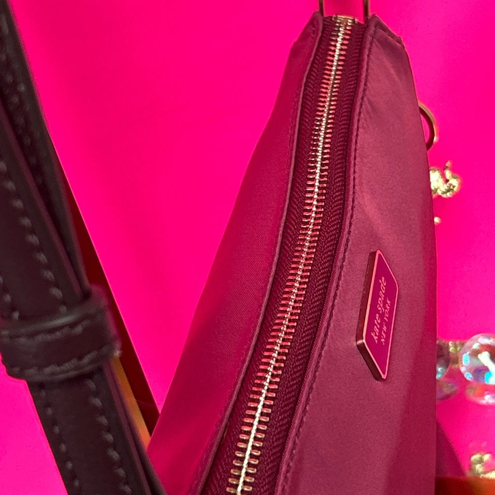 kate spade cranberry nylon crossbody w/Elephant Bag Charm Approx. 10 x 7 x 2 - Picture 5 of 16